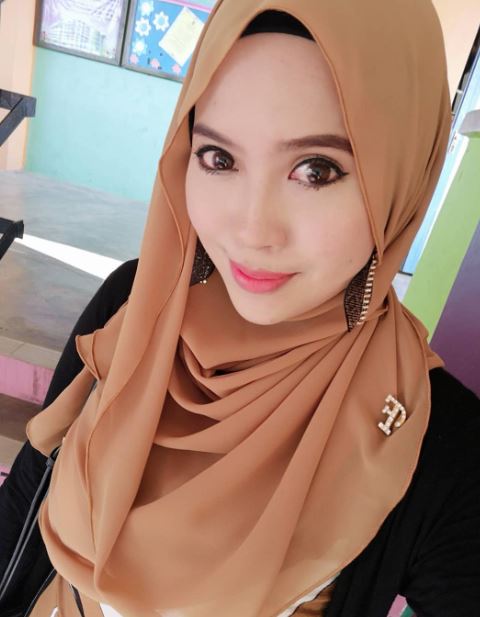 fafau_cun_beauty_muslimah_talent_modal_produk_makeup_wanita_pengantin